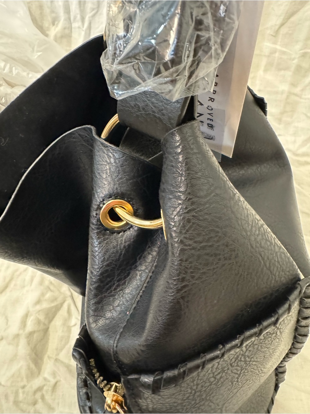 NWT Slouchy Hobo Bucket Bag in Black Vegan Leather | Y2K Moto Boho Minimalist - Picture 10 of 10